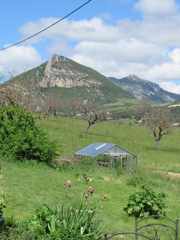 La Ferme De La Condamine Bed & Breakfast Saint-André-de-Rosans Dış mekan fotoğraf